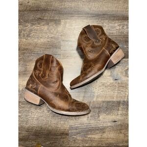 Women's Brown Western Ankle Boots - Classic Cowboy Style